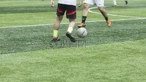 莱比锡无缘欧冠，西蒙斯恐遭出售？